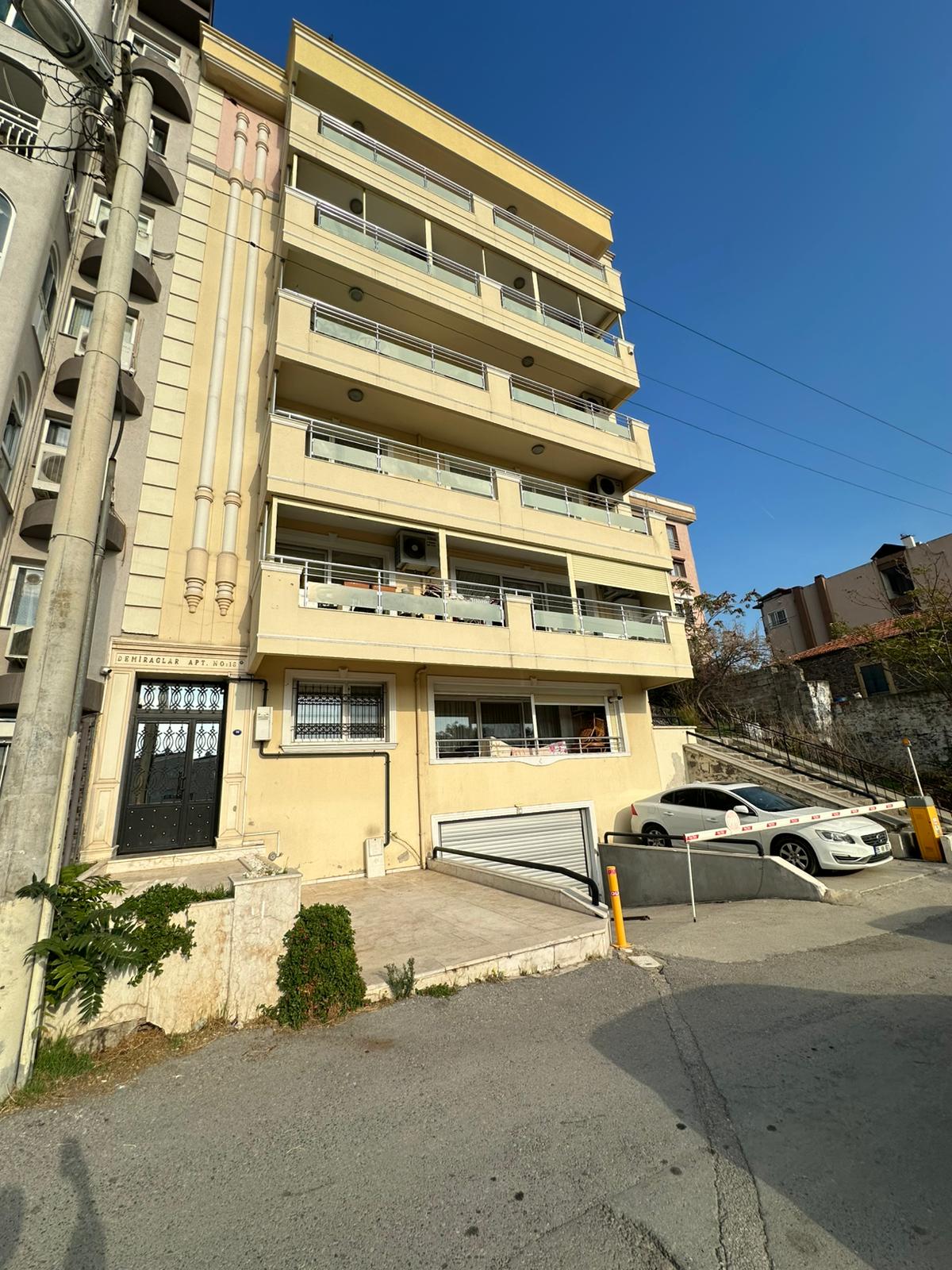 Demirdağlar Apartmanı